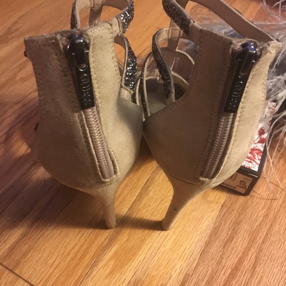 Gorgeous Beaded Guess Shoes - Picture 5 of 6